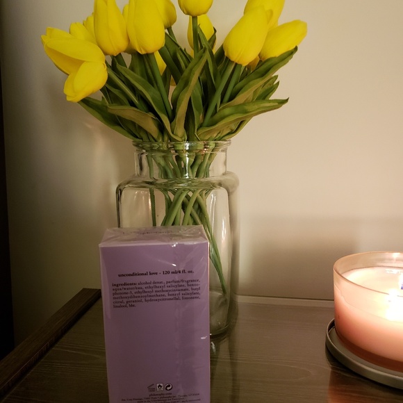 Philosophy Unconditional love perfume. - Picture 3 of 3